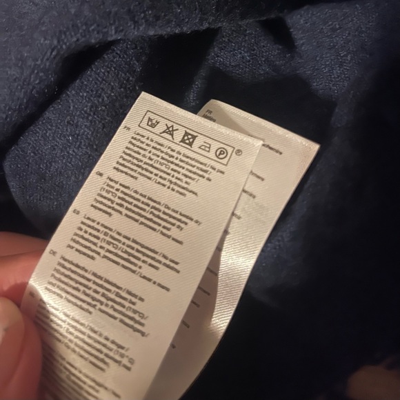 💙 Sandro cashmere sweater (wore once) - Picture 4 of 4